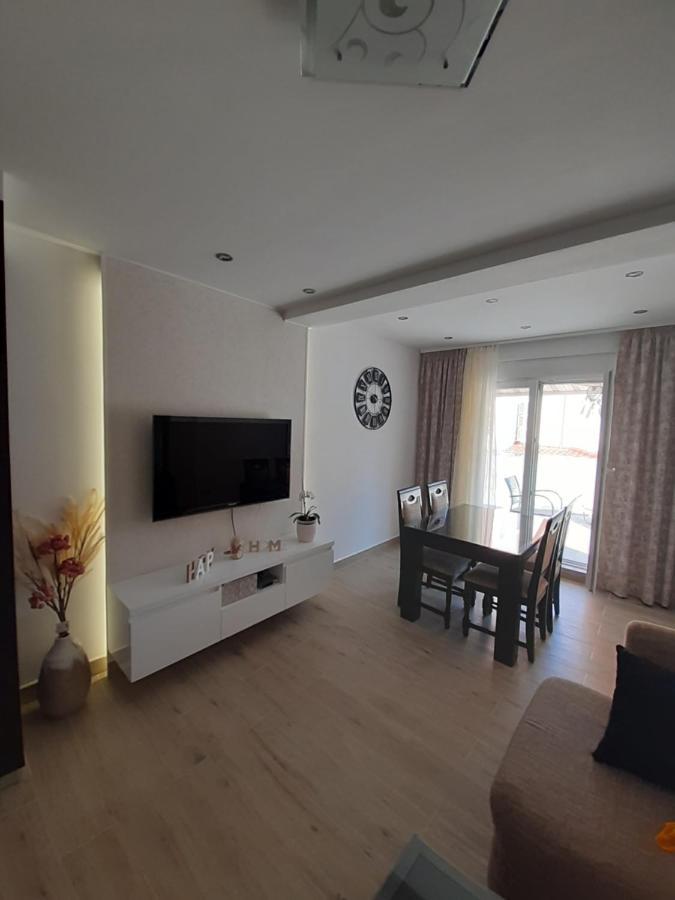 Apartment Lucky With Jacuzzi Trogir Extérieur photo