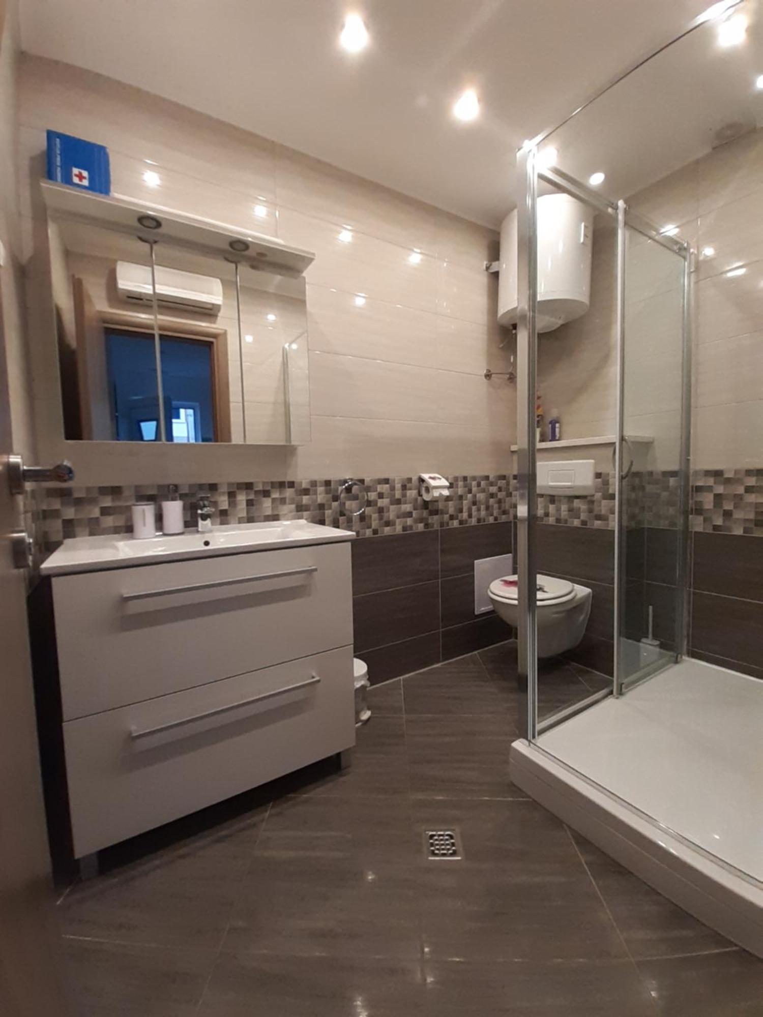 Apartment Lucky With Jacuzzi Trogir Chambre photo